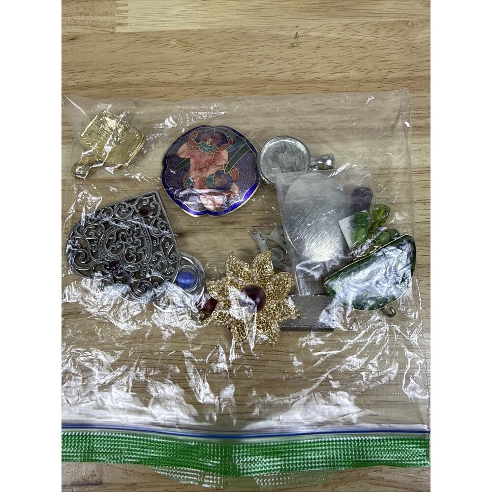 Costume Jewelry Lot almost 4 LBS! Vintage Earrings Necklaces All Wearable - Picture 7 of 10